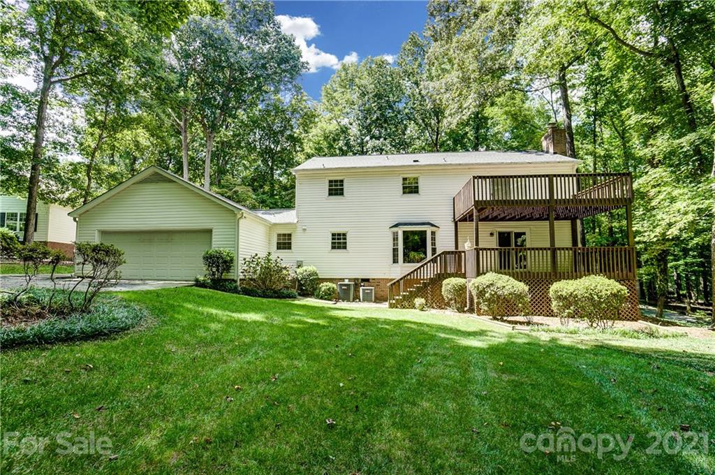 541 Harrogate Road Matthews, NC 28105 - Photo 5 of 27 Gallery Image 5