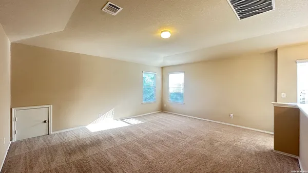 $1,895 | 1402 Frio Eagle, San Antonio, TX 78245