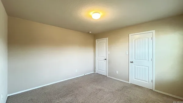 $1,895 | 1402 Frio Eagle, San Antonio, TX 78245