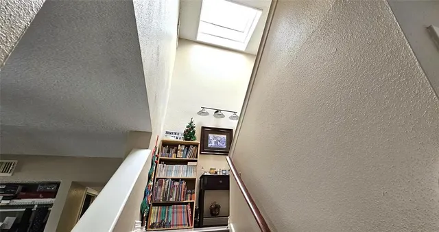 a view of an entryway with furniture
