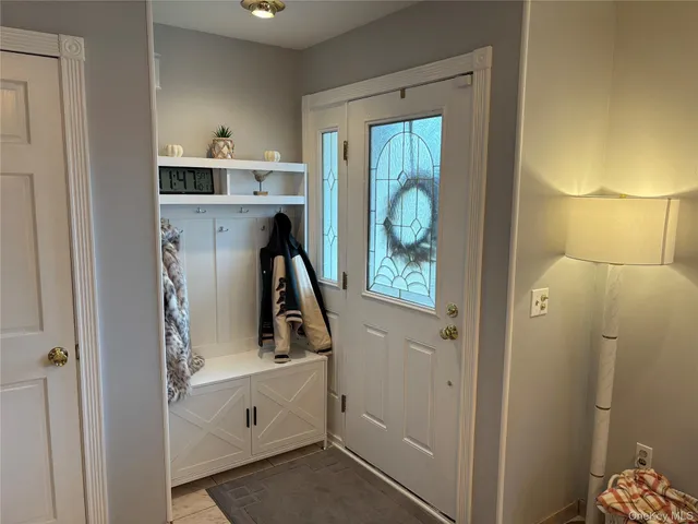 a view of utility room