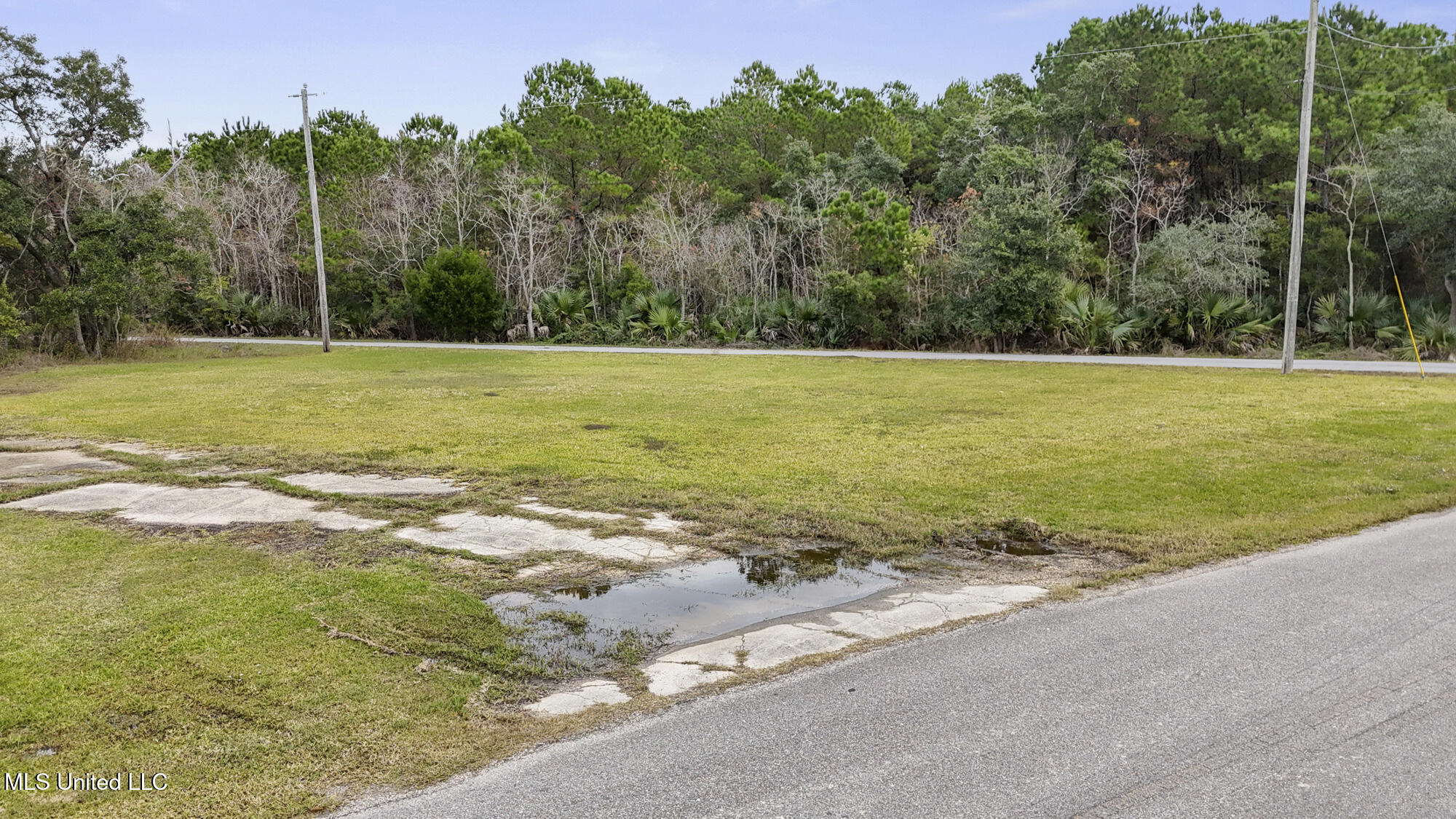 1776 Blue Meadow Road Bay St. Louis, MS 39520 - Photo 8 of 18 ghubphoto_005