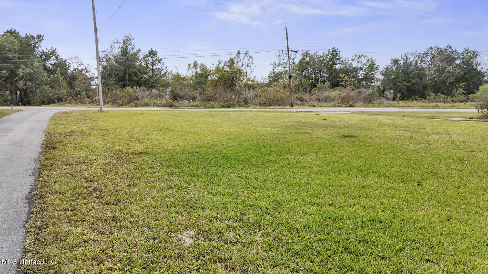 1776 Blue Meadow Road Bay St. Louis, MS 39520 - Photo 9 of 18 ghubphoto_006