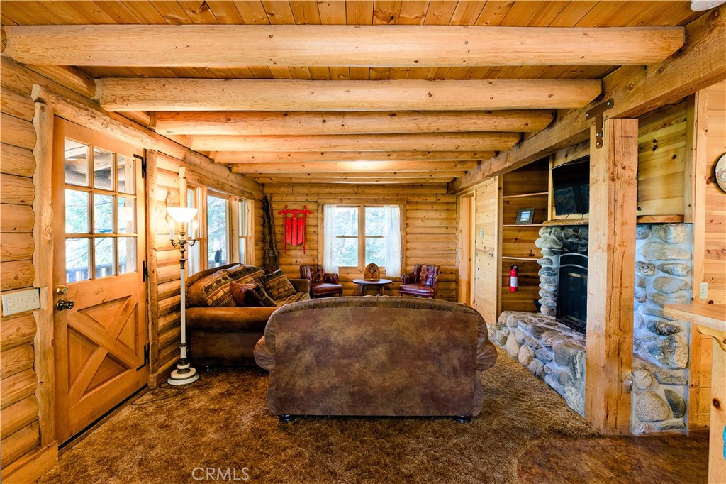 25121 Banning Idyllwild Idyllwild, CA 92549 - Photo 20 of 39