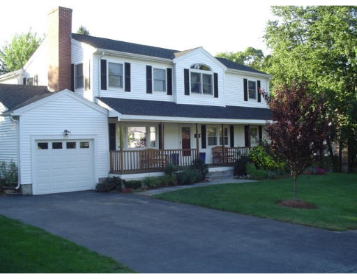 220 Ridge Road Marlborough, MA 01752 - Photo 1 of 6 Gallery Image 1