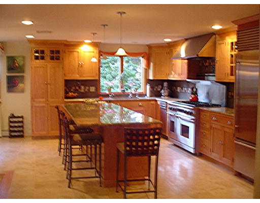 220 Ridge Road Marlborough, MA 01752 - Photo 4 of 6 Gallery Image 4