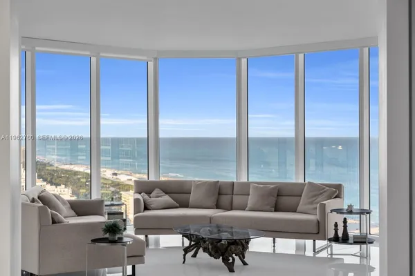 $59,999 | 300 South Pointe Drive, Unit 3105, Miami Beach, FL 33139