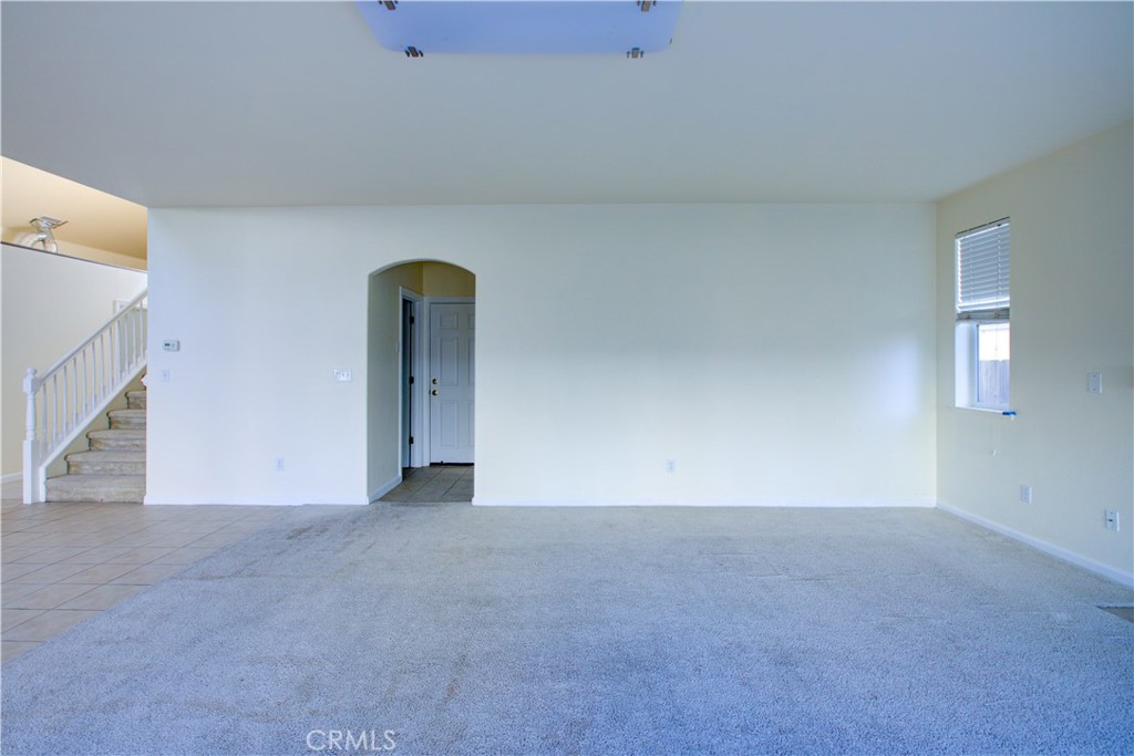 4651 Stern Drive Merced, CA 95348 - Photo 14 of 38 a view of an empty room with a window
