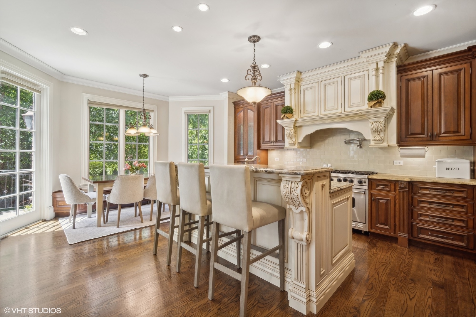 630 Forest Road Glenview, IL 60025 - Photo 12 of 44