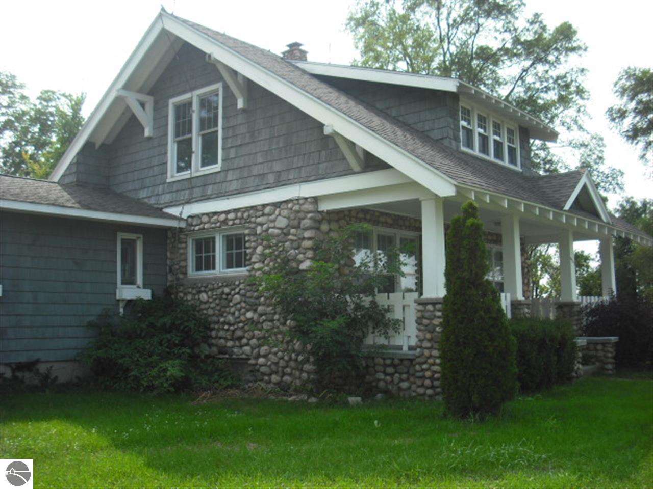 6157 Secor Road Traverse City, MI 49685 - Photo 5 of 24 1776104-5.JPG