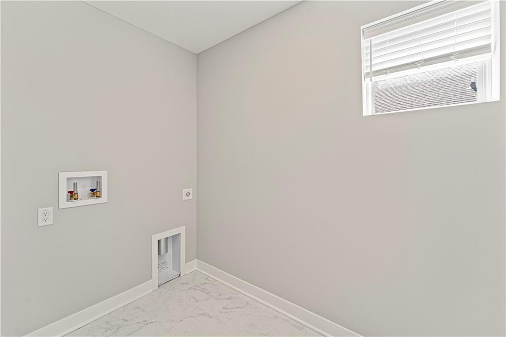 8773 Southwest 10th Street Blue Springs, MO 64064 - Photo 12 of 27