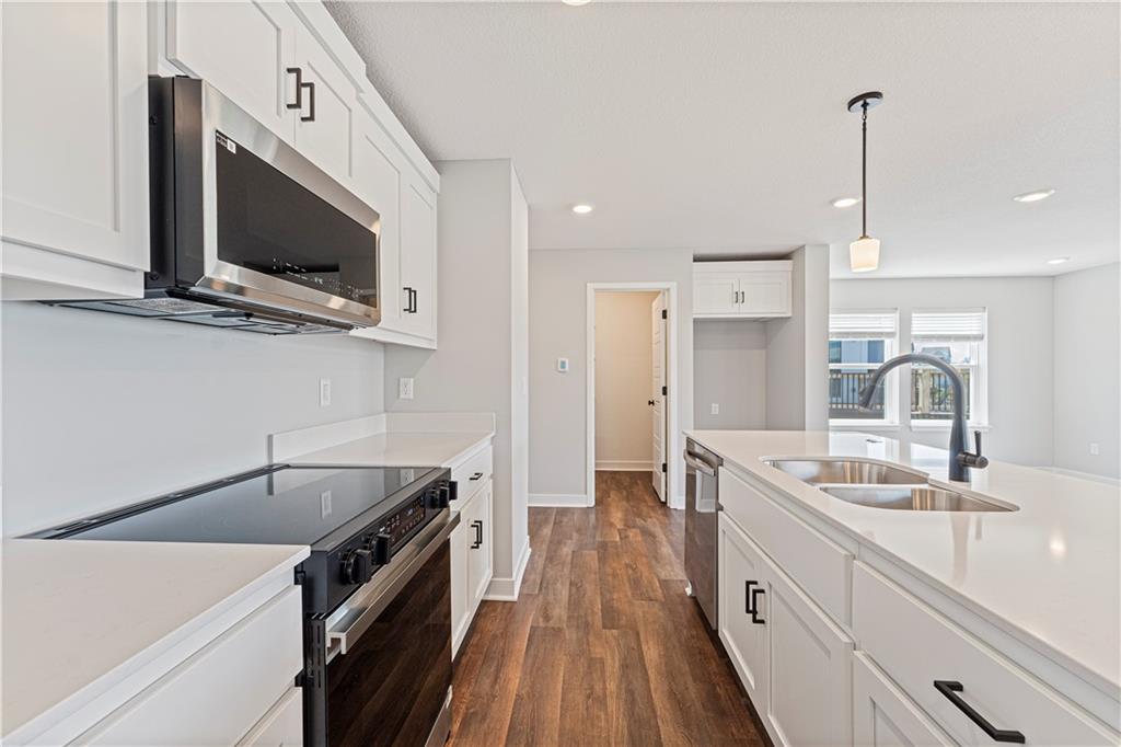 8773 Southwest 10th Street Blue Springs, MO 64064 - Photo 4 of 27