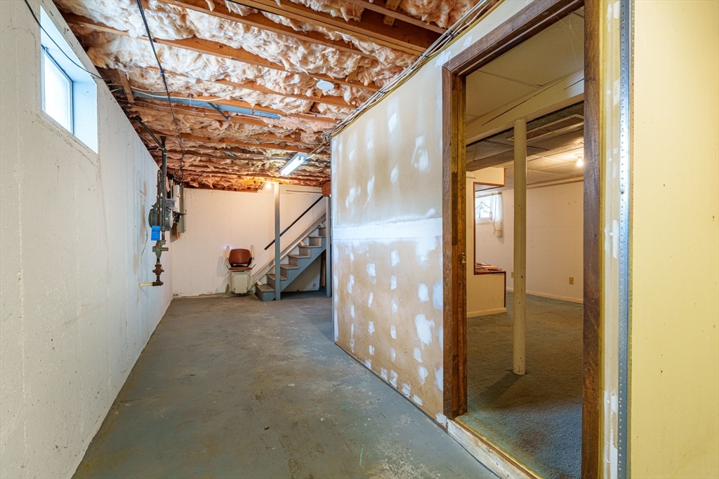 8 Apache Road Bellingham, MA 02019 - Photo 27 of 34 Gallery Image 27