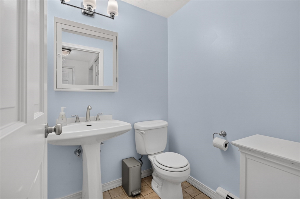 81 Moon Hill Road Northbridge, MA 01534 - Photo 18 of 42 Gallery Image 18