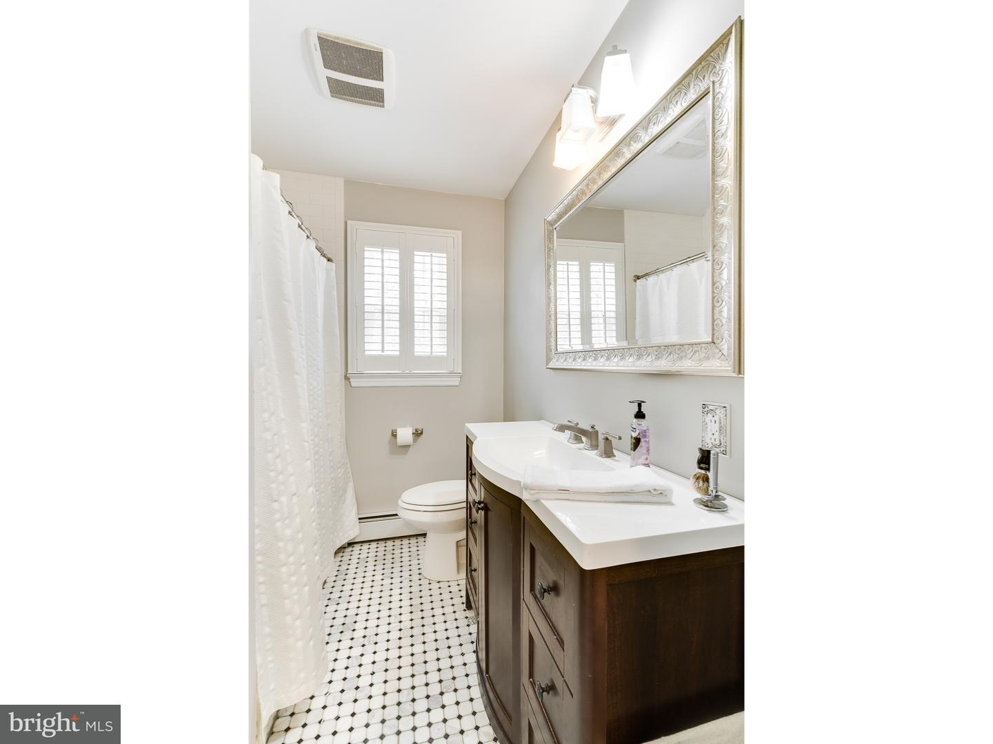 46 Spring Garden Road Robbinsville, NJ 08691 - Photo 18 of 25 Bathroom
