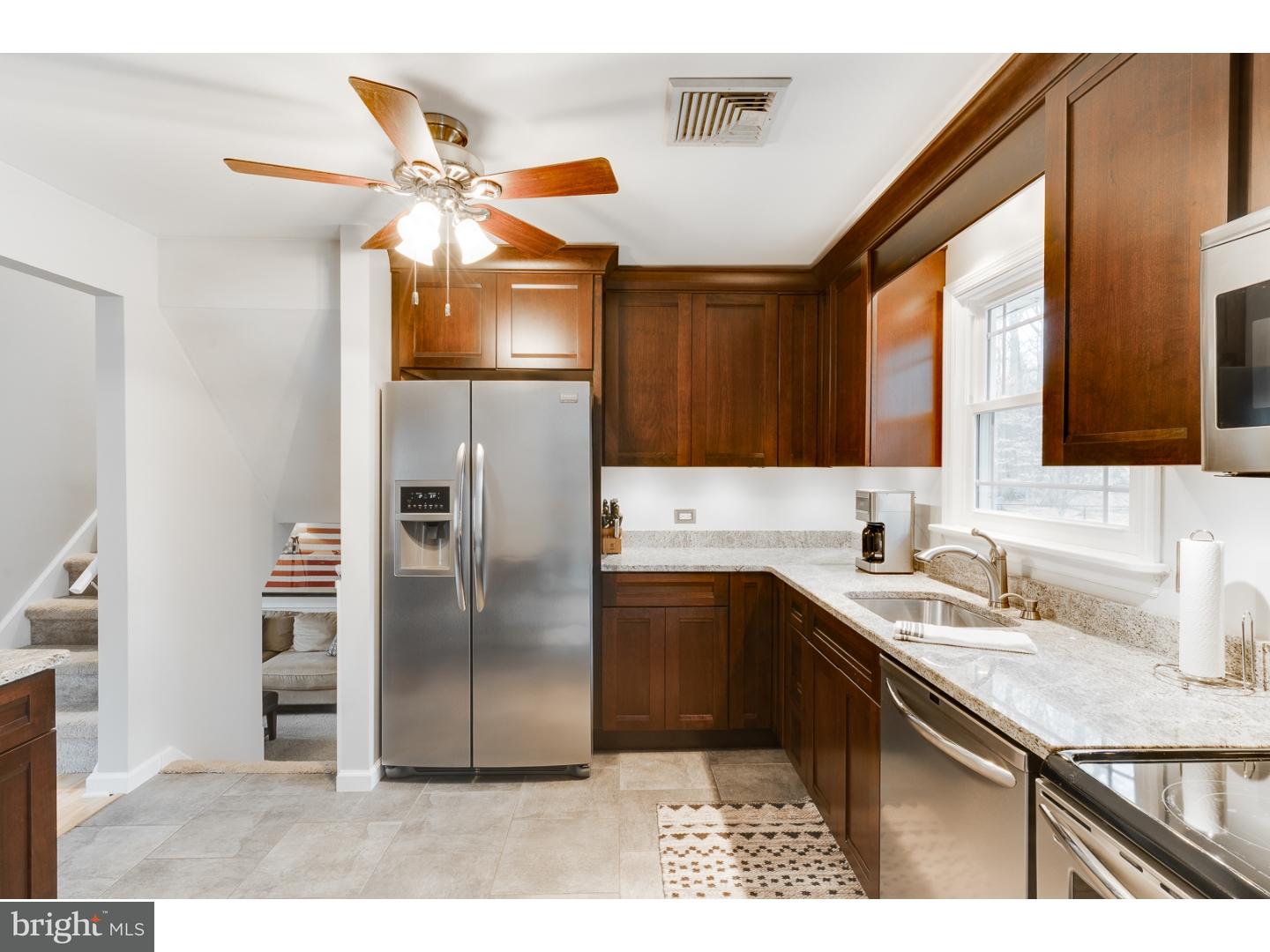 46 Spring Garden Road Robbinsville, NJ 08691 - Photo 10 of 25 Kitchen