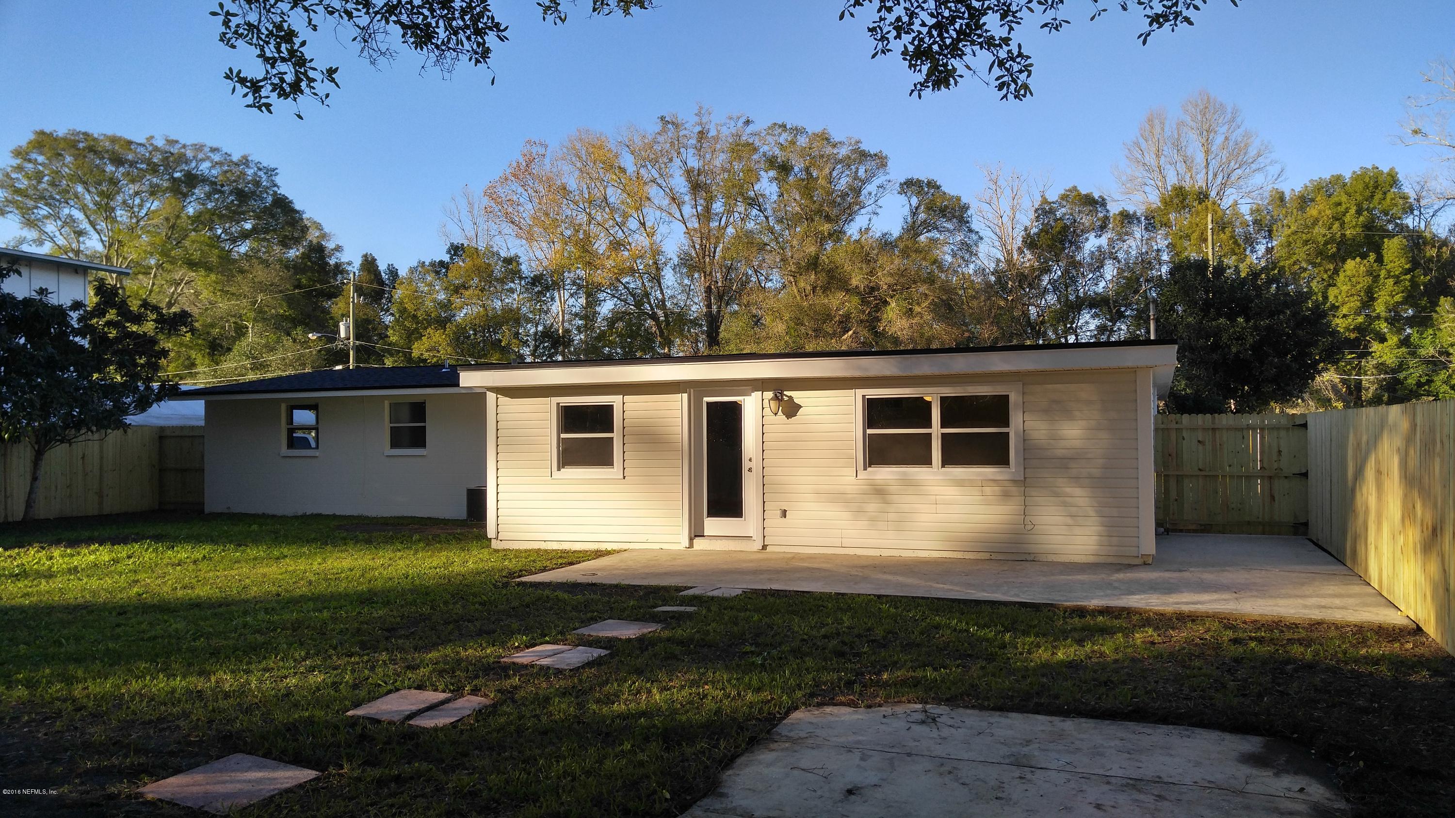 7016 Tampico Road South Jacksonville, FL 32244 - Photo 5 of 27 0111161625b_HDR