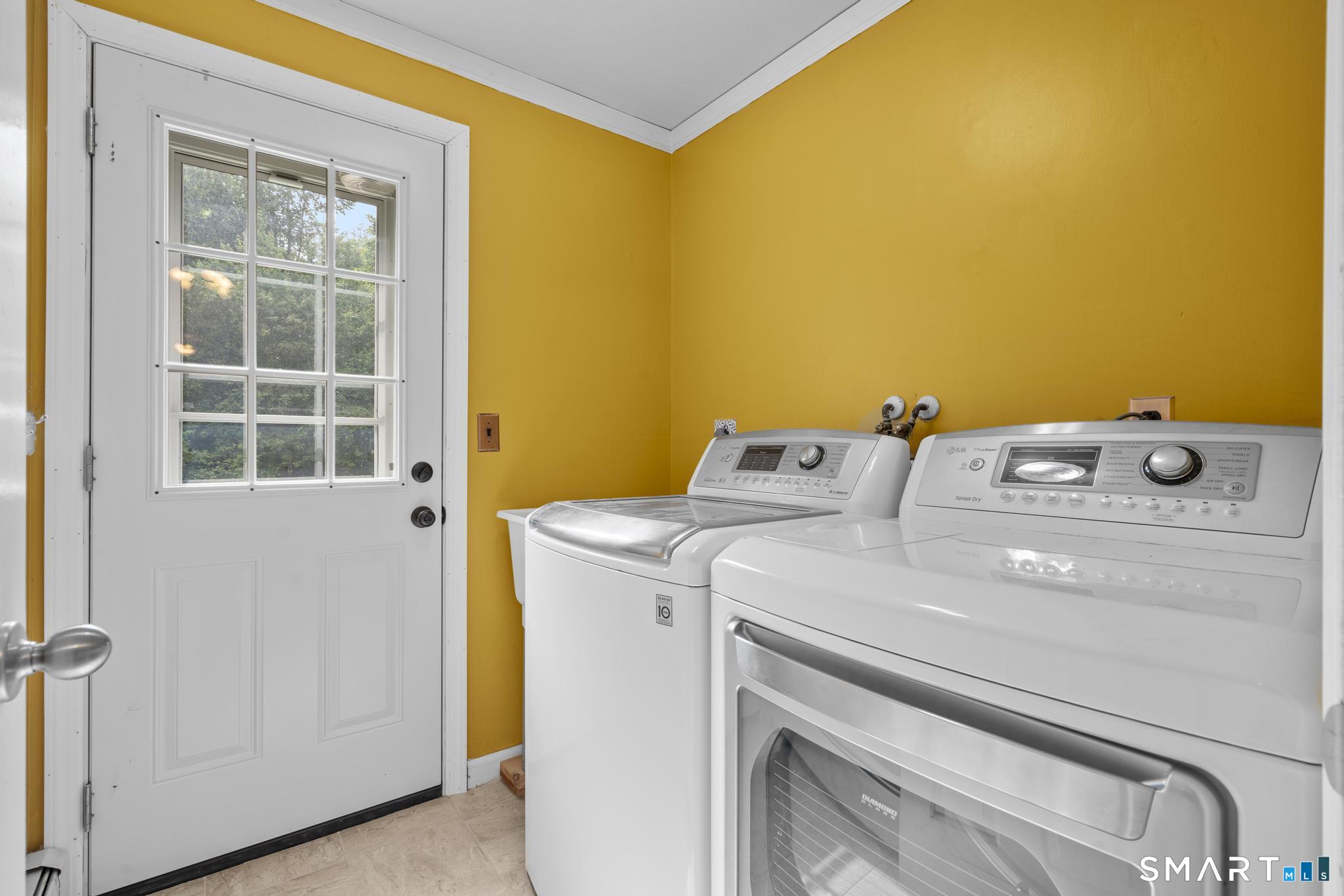 209 Westport Road Wilton, CT 06897 - Photo 17 of 34