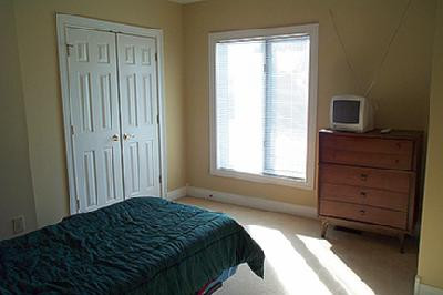 2066 Bahama Road Lexington, KY 40509 - Photo 9 of 11 Three nice sized bedrooms are located up