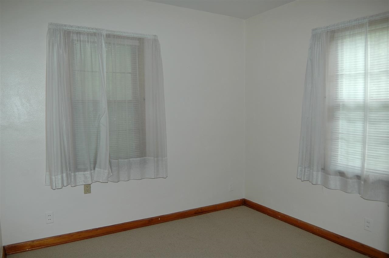 56914 Oak Road South Bend, IN 46619 - Photo 14 of 30 Gallery Image 14