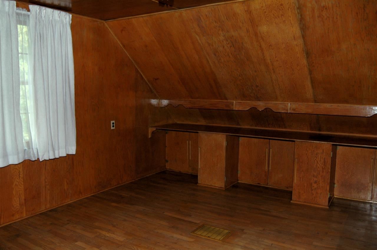 56914 Oak Road South Bend, IN 46619 - Photo 18 of 30 Gallery Image 18