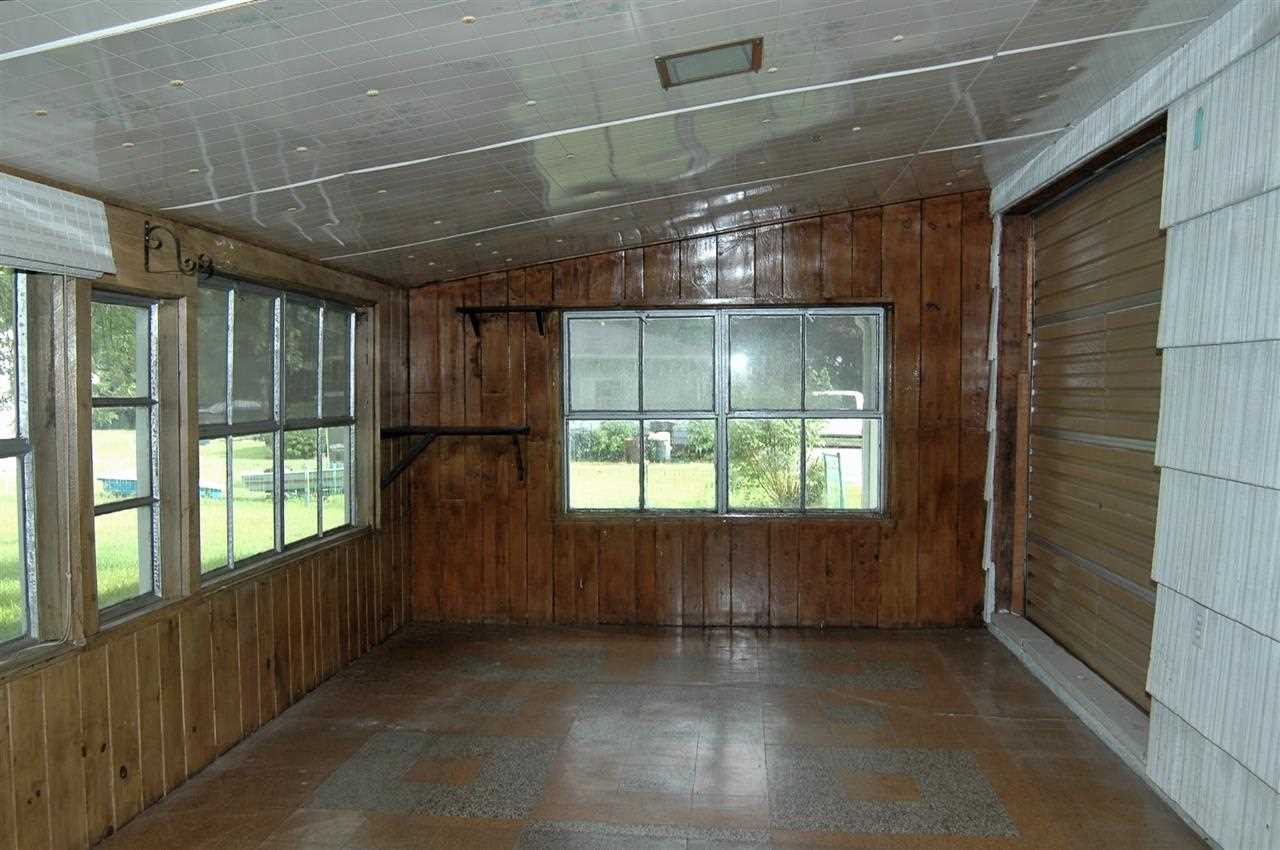 56914 Oak Road South Bend, IN 46619 - Photo 19 of 30 Gallery Image 19
