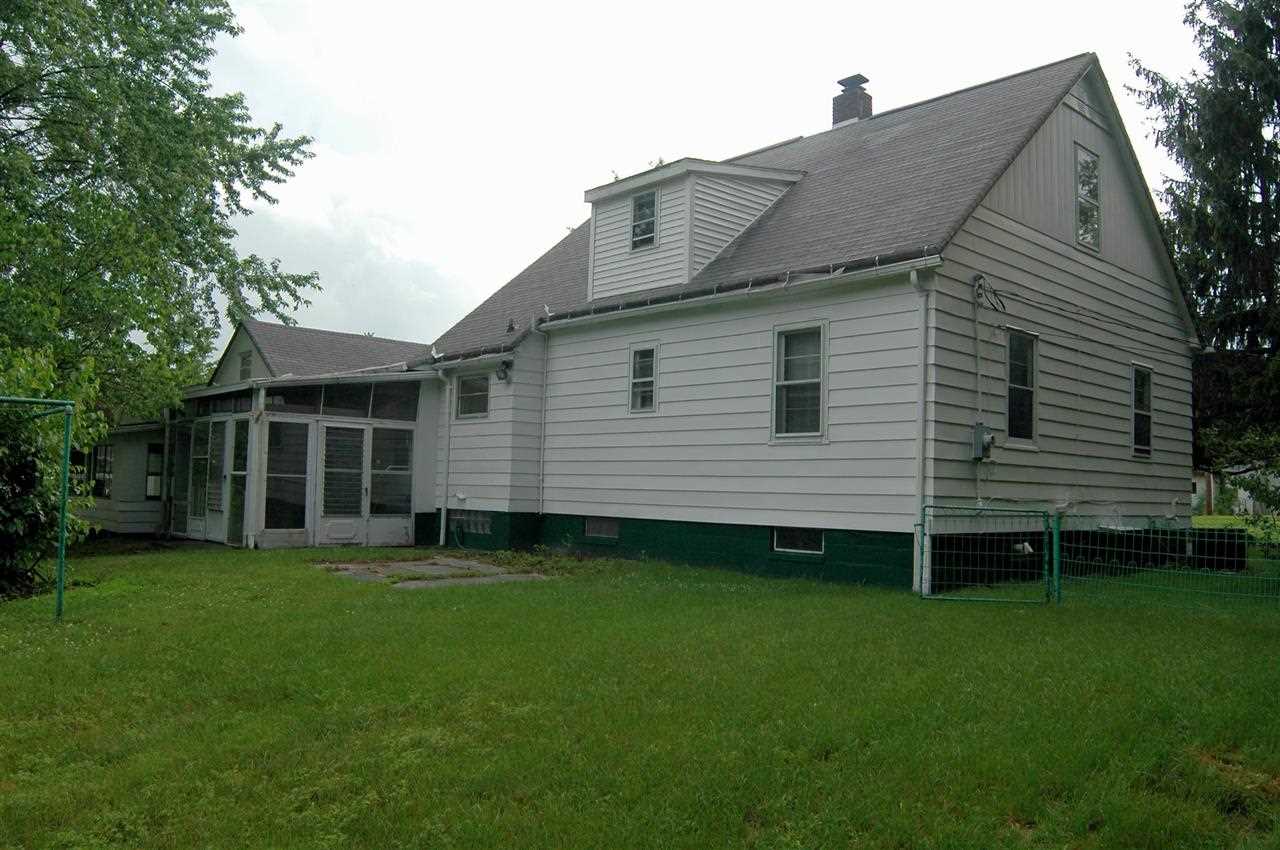 56914 Oak Road South Bend, IN 46619 - Photo 3 of 30 Gallery Image 3