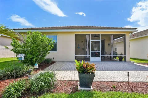 $350,000 | 322 Southwest Tomoka Springs Drive, Port St. Lucie, FL 34986