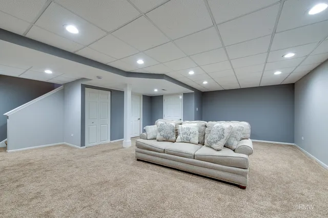 $2,800 | 16556 Willow Walk Drive, Lockport, IL 60441