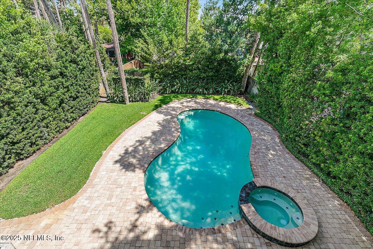 321 Fifth Street Atlantic Beach, FL 32233 - Photo 2 of 33 a view of a back yard