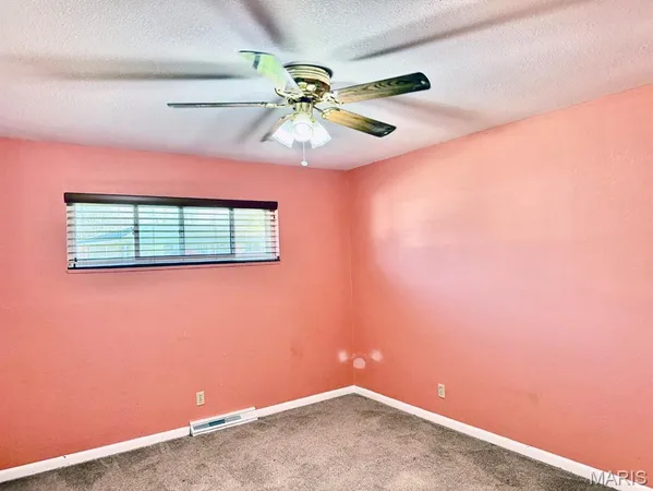 $229,900 | 1014 North Woodland Drive, Dexter, MO 63841