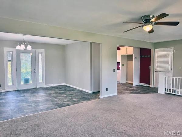 $229,900 | 1014 North Woodland Drive, Dexter, MO 63841