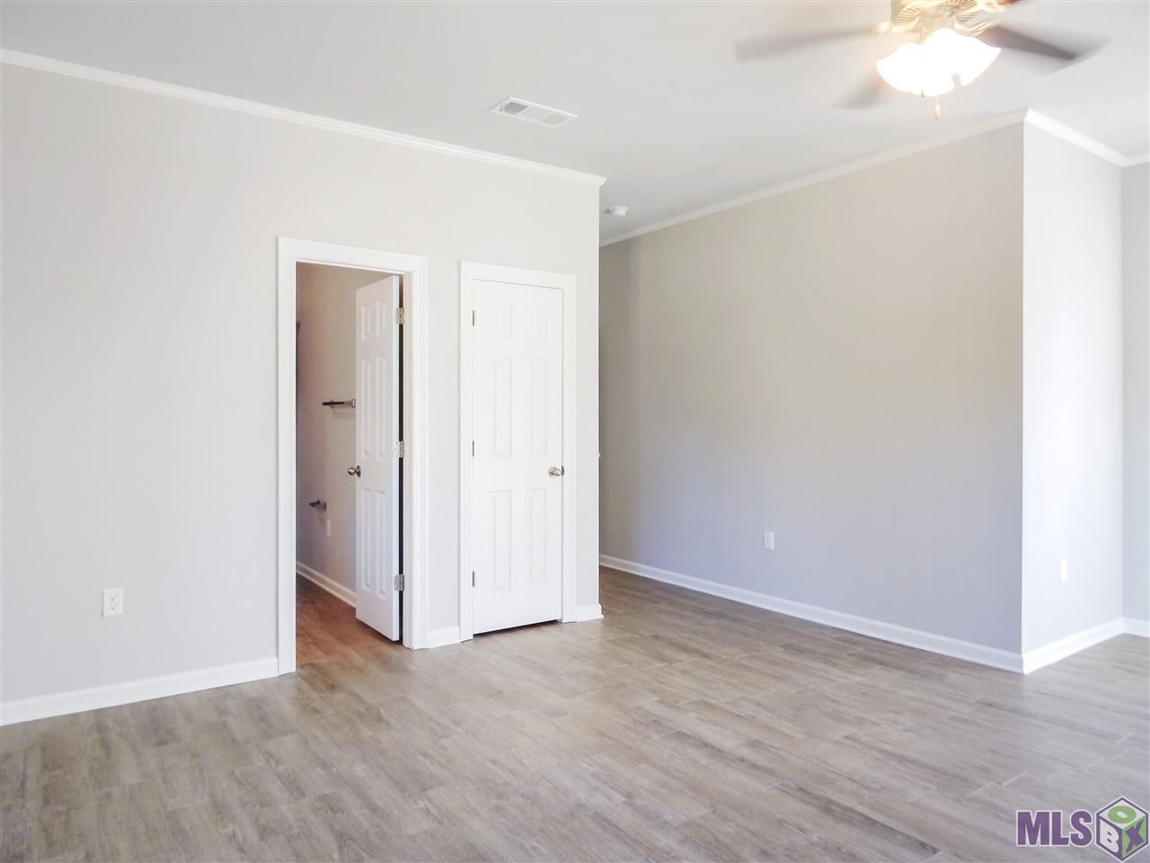 5336 Peerless Street Baton Rouge, LA 70811 - Photo 3 of 7 Gallery Image 3
