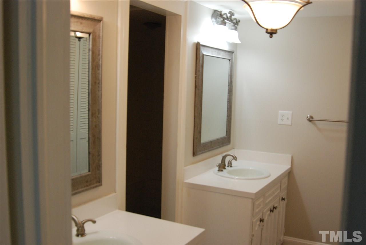 970 Jonesboro Road Dunn, NC 28334 - Photo 9 of 30