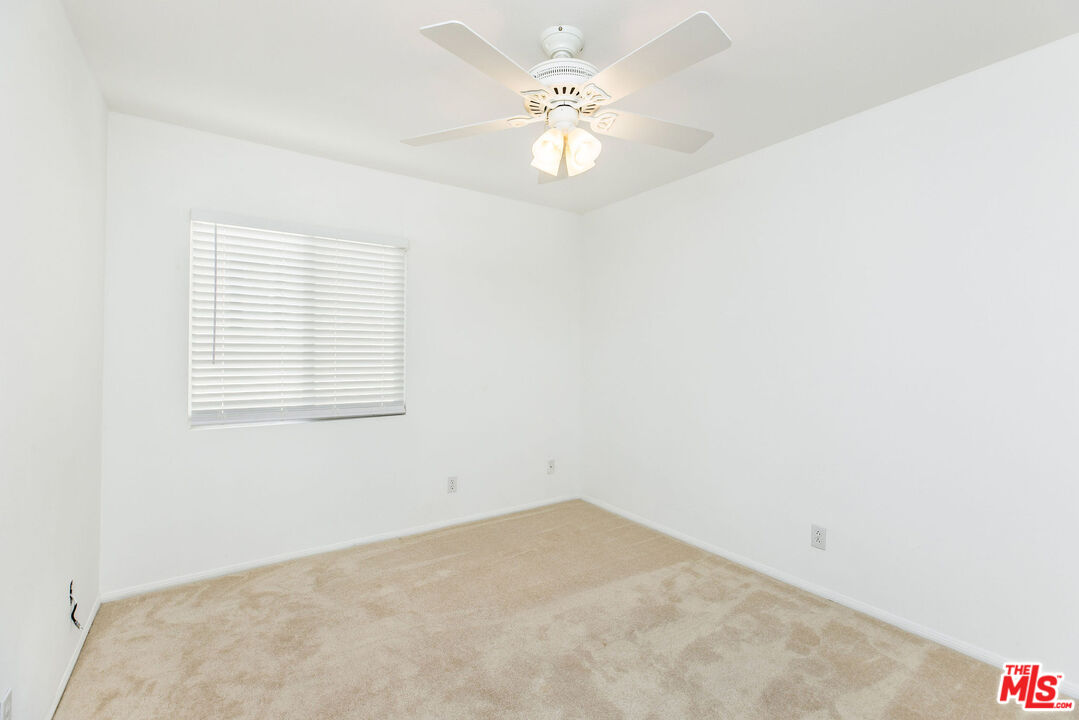 25630 Lewis Way Stevenson Ranch, CA 91381 - Photo 24 of 37 Gallery Image 24