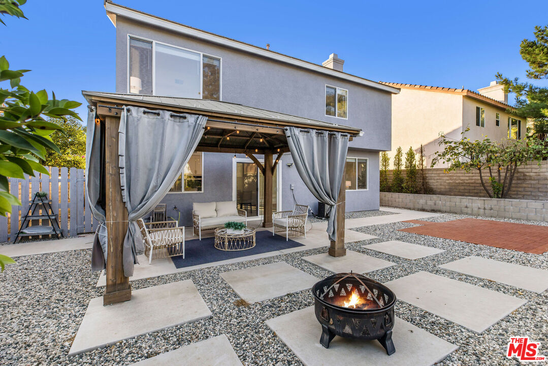 25630 Lewis Way Stevenson Ranch, CA 91381 - Photo 29 of 37 Gallery Image 29