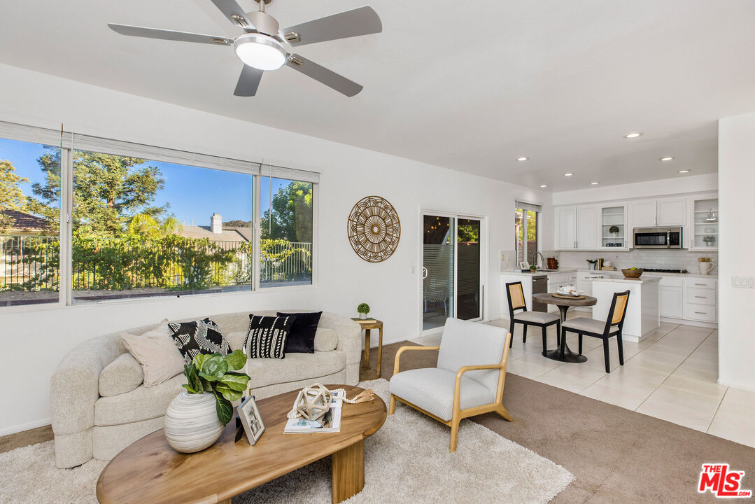 25630 Lewis Way Stevenson Ranch, CA 91381 - Photo 9 of 37 Gallery Image 9