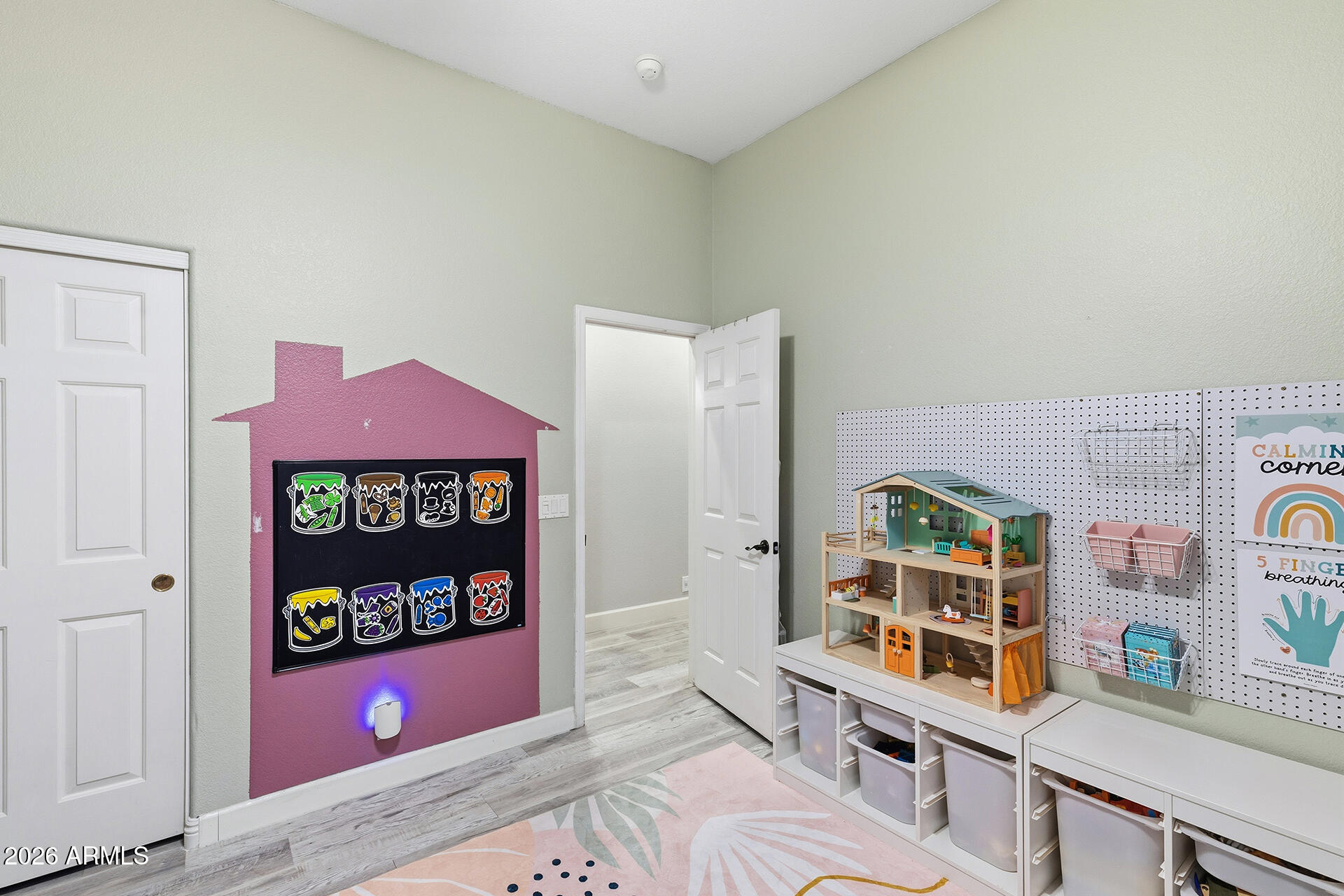 6036 East Roland Street Mesa, AZ 85215 - Photo 13 of 40 18