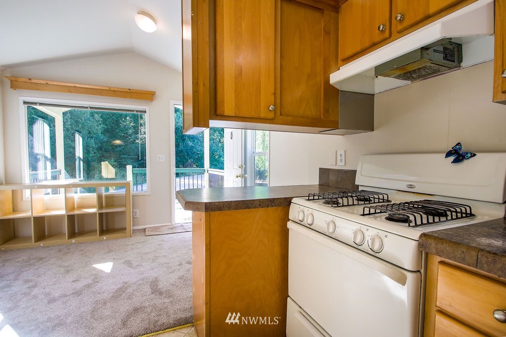 15605 Delano Road Southwest Lakebay, WA 98349 - Photo 12 of 23