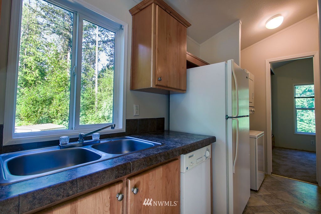 15605 Delano Road Southwest Lakebay, WA 98349 - Photo 8 of 23