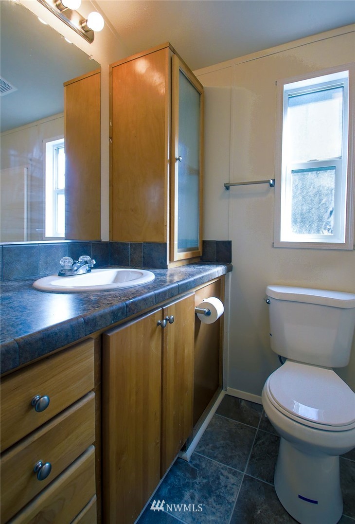 15605 Delano Road Southwest Lakebay, WA 98349 - Photo 9 of 23