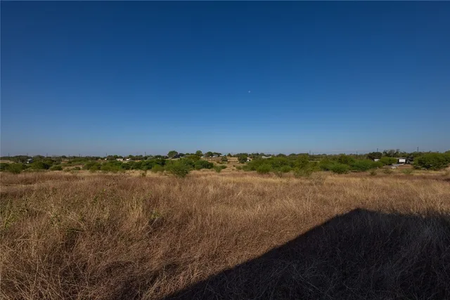 $368,600 | 6868 Pfeil Road, Schertz, TX 78154