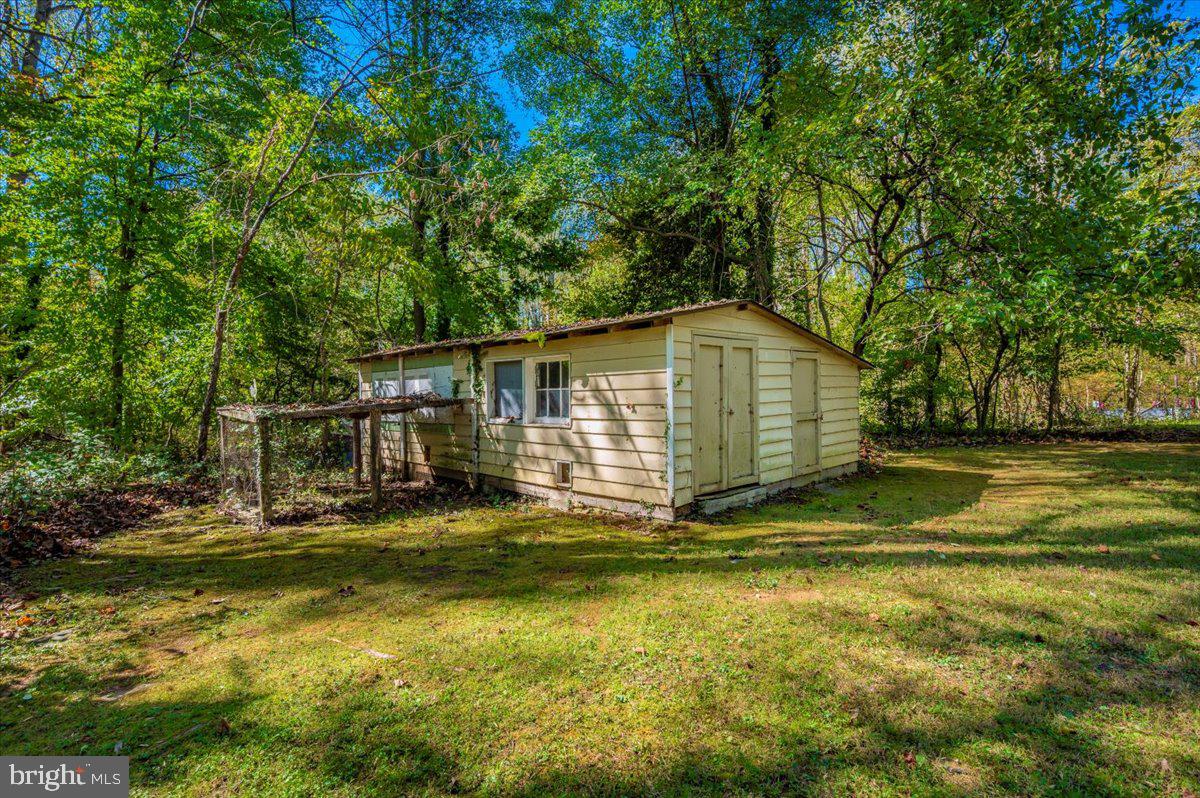 16212 Old Orchard Road Silver Spring, MD 20905 - Photo 12 of 46