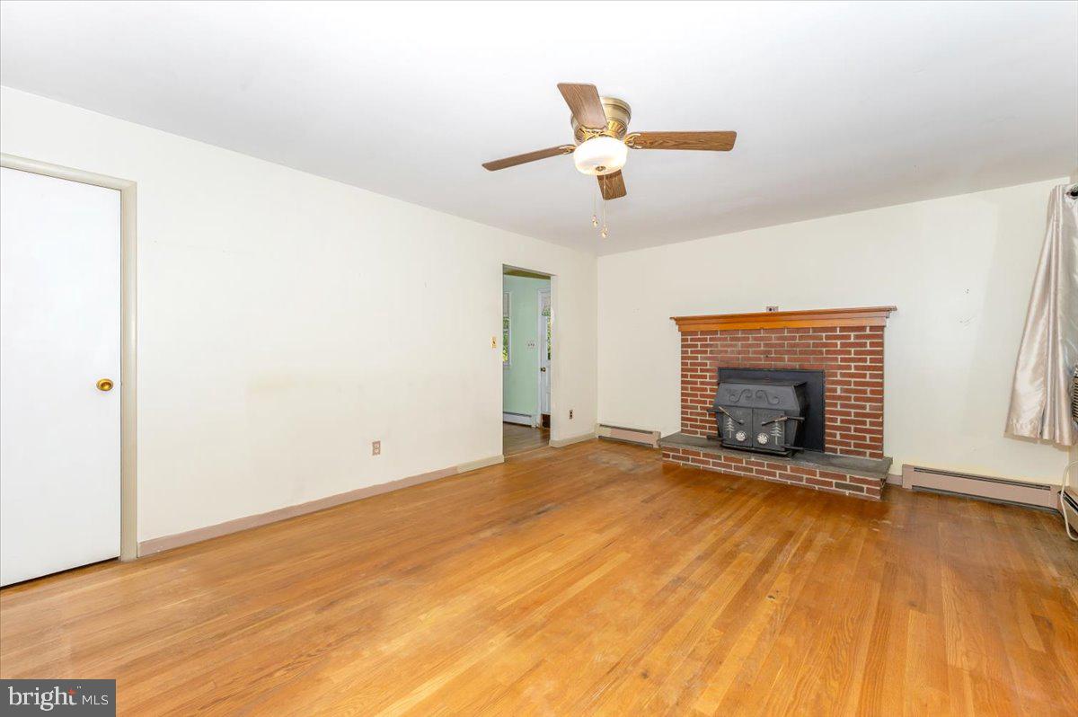 16212 Old Orchard Road Silver Spring, MD 20905 - Photo 19 of 46