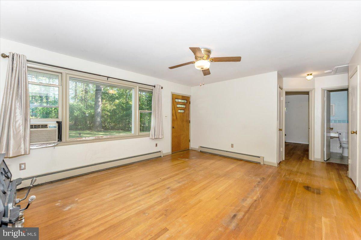 16212 Old Orchard Road Silver Spring, MD 20905 - Photo 21 of 46