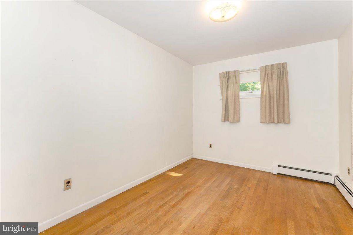 16212 Old Orchard Road Silver Spring, MD 20905 - Photo 34 of 46