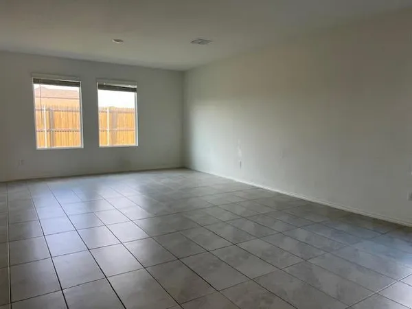 $1,950 | 1117 Loblolly Lane, Princeton, TX 75407