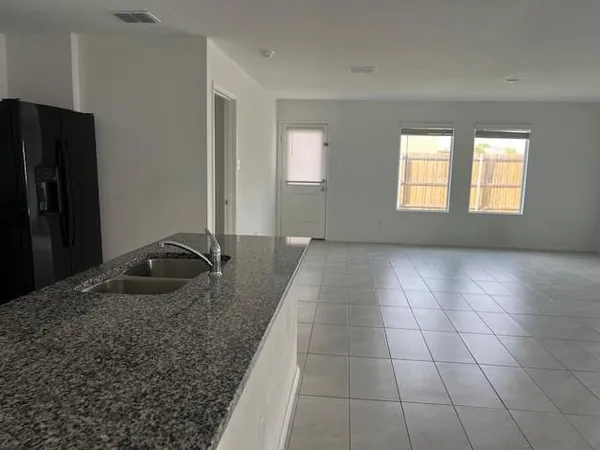 $1,950 | 1117 Loblolly Lane, Princeton, TX 75407