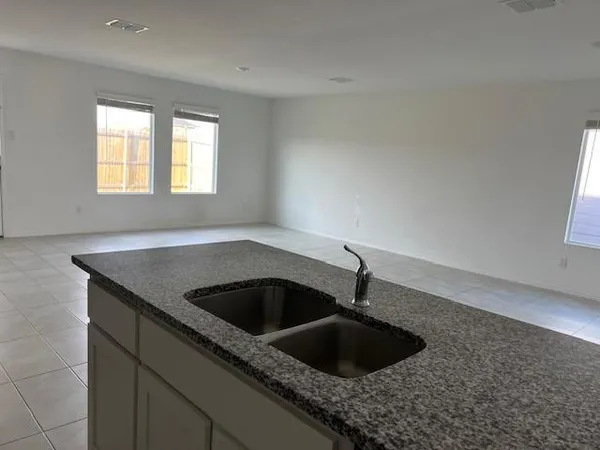 $1,950 | 1117 Loblolly Lane, Princeton, TX 75407