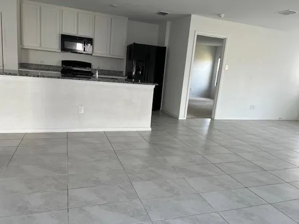 $1,950 | 1117 Loblolly Lane, Princeton, TX 75407